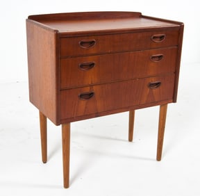 DANISH TEAK DIMINUTIVE CHEST C. 1960S