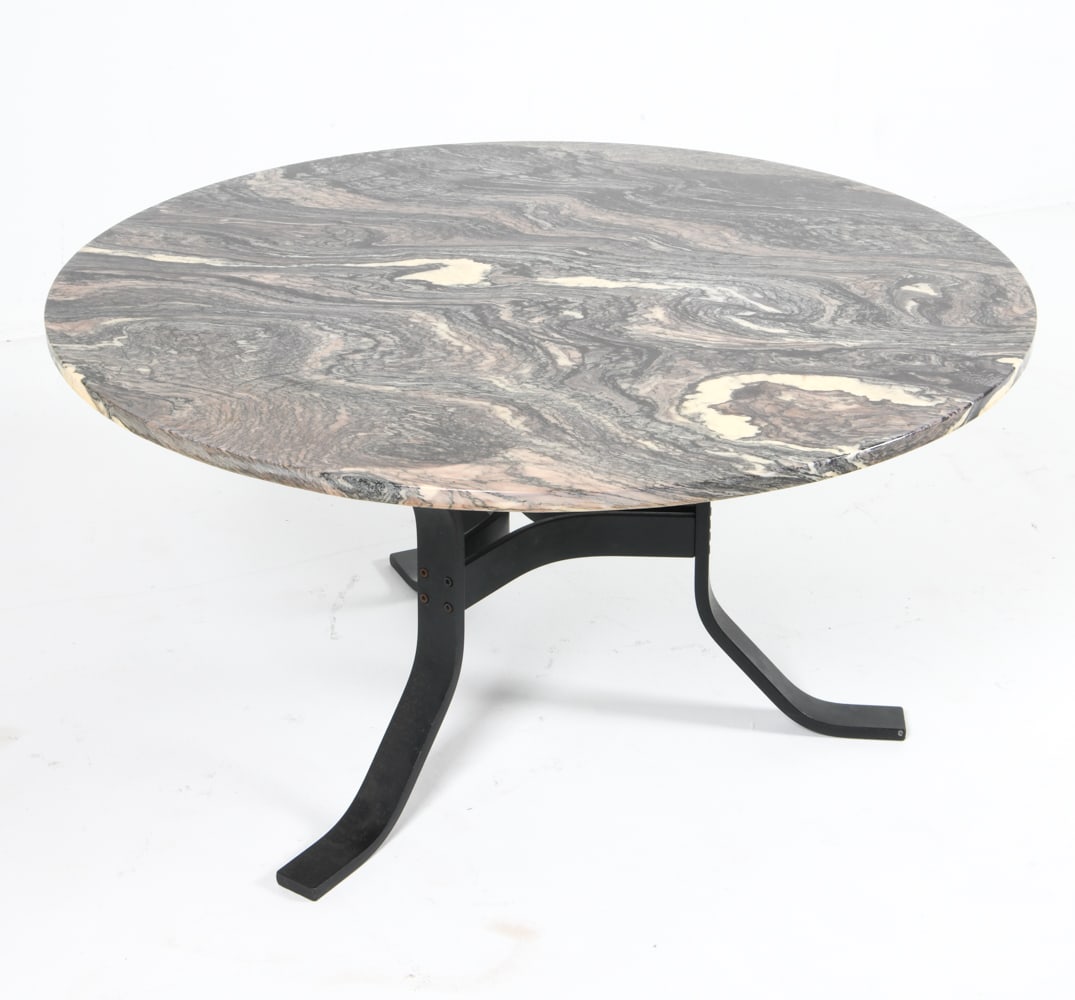 SCANDINAVAIAN MARBLE COFFEE TABLE: Top sits freely on base. Dimensions: H 19.75" x Dia. 39.5". Condition: Minor scratches to finish on base, good presentation overall. JBN 044
