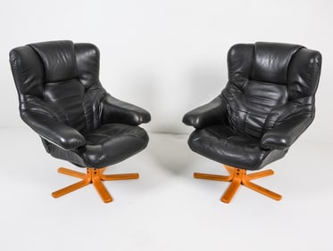PAIR DANISH LEATHER SWIVEL EASY CHAIRS C. 1960S