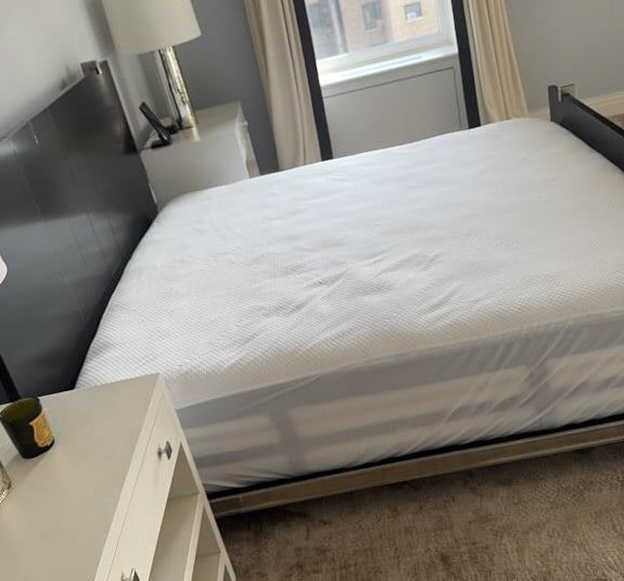 LARGE CUSTOM KING SIZE BED FRAME (1 of 1)