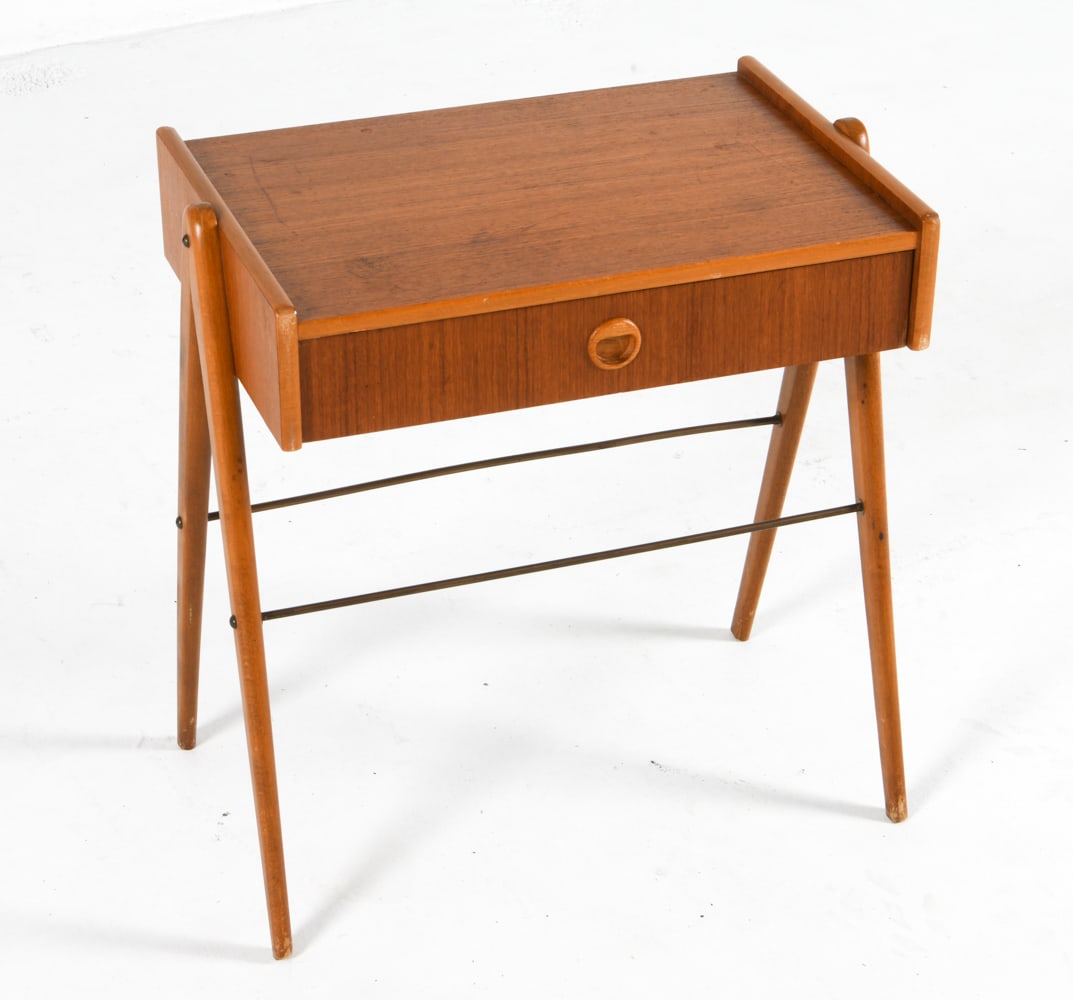 MID-CENTURY SWEDISH TEAK SIDE TABLE C. 1960S (1 of 14)