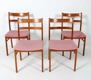 (4) SCANDINAVIAN TEAK DINING CHAIRS C. 1960S