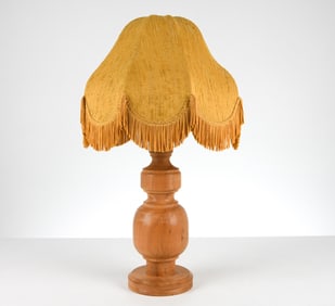 SWEDISH TURNED PINE TABLE LAMP C. 1970S