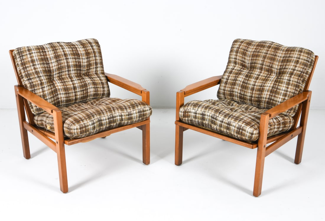 (2) SWEDISH OAK & WOOL LOUNGE CHAIRS C. 1960S (1 of 17)