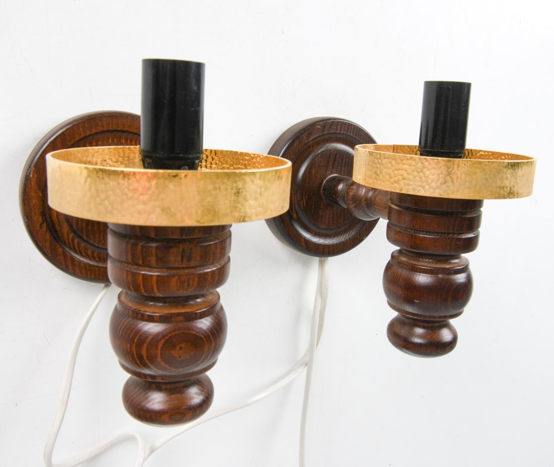 PAIR OF SWEDISH PINE SCONCES C. 1970S (1 of 14)