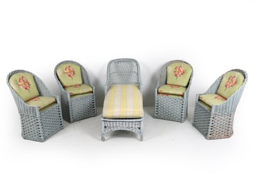 VINTAGE WICKER FURNITURE GROUPING