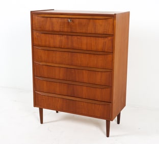 DANISH TEAK CHEST OF DRAWERS C. 1960S