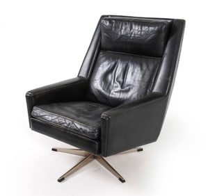 MID-CENTURY DANISH LEATHER LOUNGE CHAIR C. 1970S