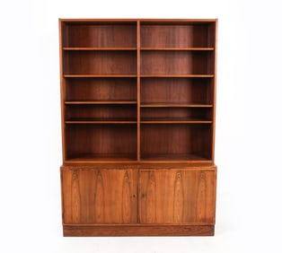 HUNDEVAD ROSEWOOD BOOKCASE CABINET C. 1970S