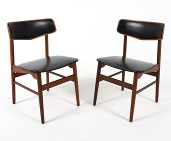 PAIR DANISH TEAK & LEATHER SIDE CHAIRS C. 1960S