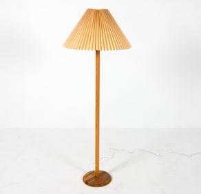 SWEDISH PINE FLOOR LAMP C. 1970S