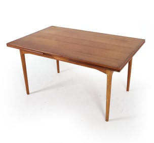 MID-CENTURY DANISH TEAK EXPANDING DINING TABLE