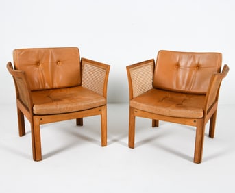 PAIR OF ILLUM WIKKELSO 'PLEXUS' OAK LOUNGE CHAIRS
