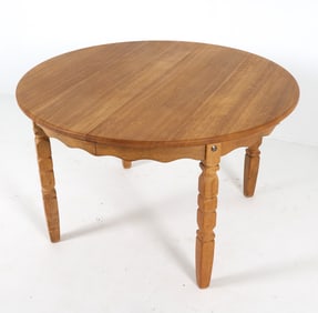 KJAERNULF STYLE DANISH OAK EXPANDING DINING TABLE