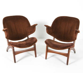 PAIR CARL EDWARD MATTHES MODEL 33A LOUNGE CHAIRS: Teak frames with patterned wool upholstery. Tack edges to armrests. Dimensions: H 30.5" x W 26" x D 23", SH 16" Condition: Discoloration to seat upholstery. Scuffs and marks. Presents well overall. PE