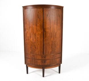 MID-CENTURY DANISH ROSEWOOD CORNER CABINET