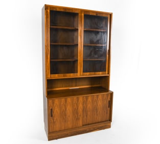 HUNDEVAD DANISH ROSEWOOD BOOKCASE CABINET C. 1960S