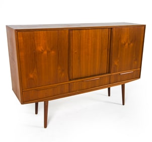 MID-CENTURY DANISH TEAK SIDEBOARD C. 1960S