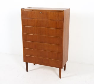 MANNER OF HANS OLSEN LEATHER LOUNGE CHAIRS 1960S