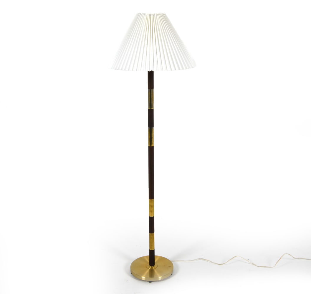 DANISH TEAK & BRASS FLOOR LAMP C. 1970S: Dimensions: H 55" x Base Dia. 9.75". Condition: Wiring untested, European plug. Few scuffs and scratches. Wear consistent with age and use. PER F071