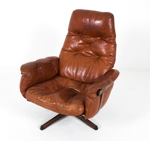 DANISH LEATHER & BEECH SWIVEL LOUNGE CHAIR 1970S