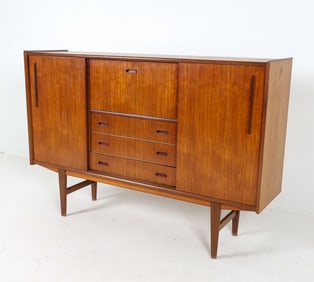 MID-CENTURY DANISH TEAK SIDEBOARD C. 1960S