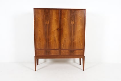 MID-CENTURY DANISH ROSEWOOD CABINET C. 1960S