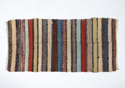 VINTAGE SCANDINAVIAN WOOL ACCENT RUG