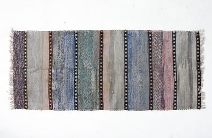 VINTAGE SCANDINAVIAN WOOL ACCENT RUG