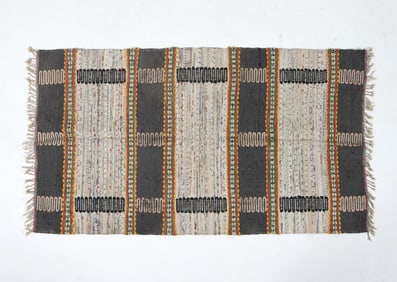 VINTAGE SCANDINAVIAN WOOL ACCENT RUG