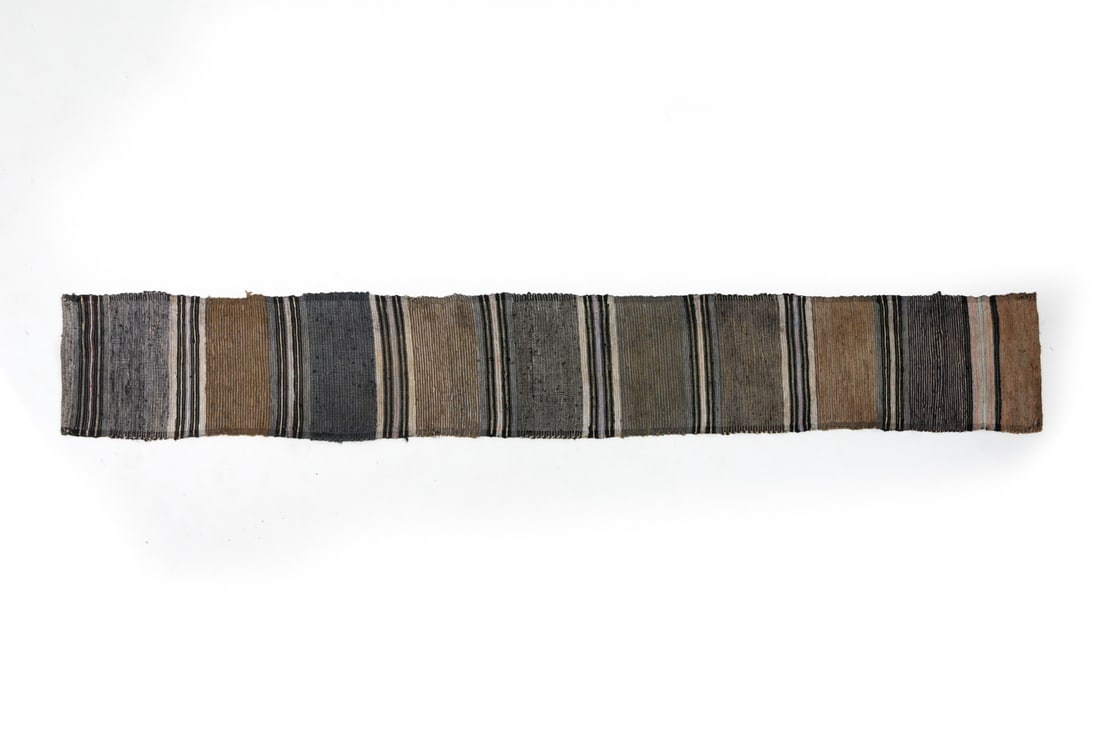 VINTAGE WOOL RUNNER RUG 20TH C. (1 of 10)