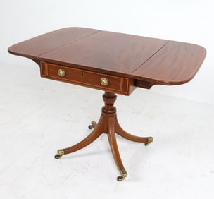 ANTIQUE FEDERAL STYLE DROP LEAF SIDE TABLE