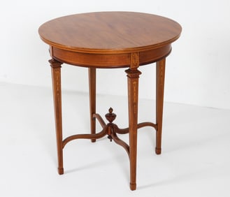 ANTIQUE EDWARDIAN MAHOGANY SIDE TABLE