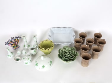 GROUPING OF DECORATIVE PORCELAIN