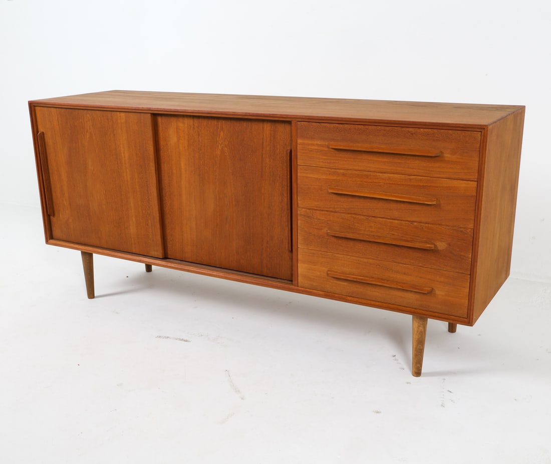 MID-CENTURY DANISH TEAK SIDEBOARD C. 1960S