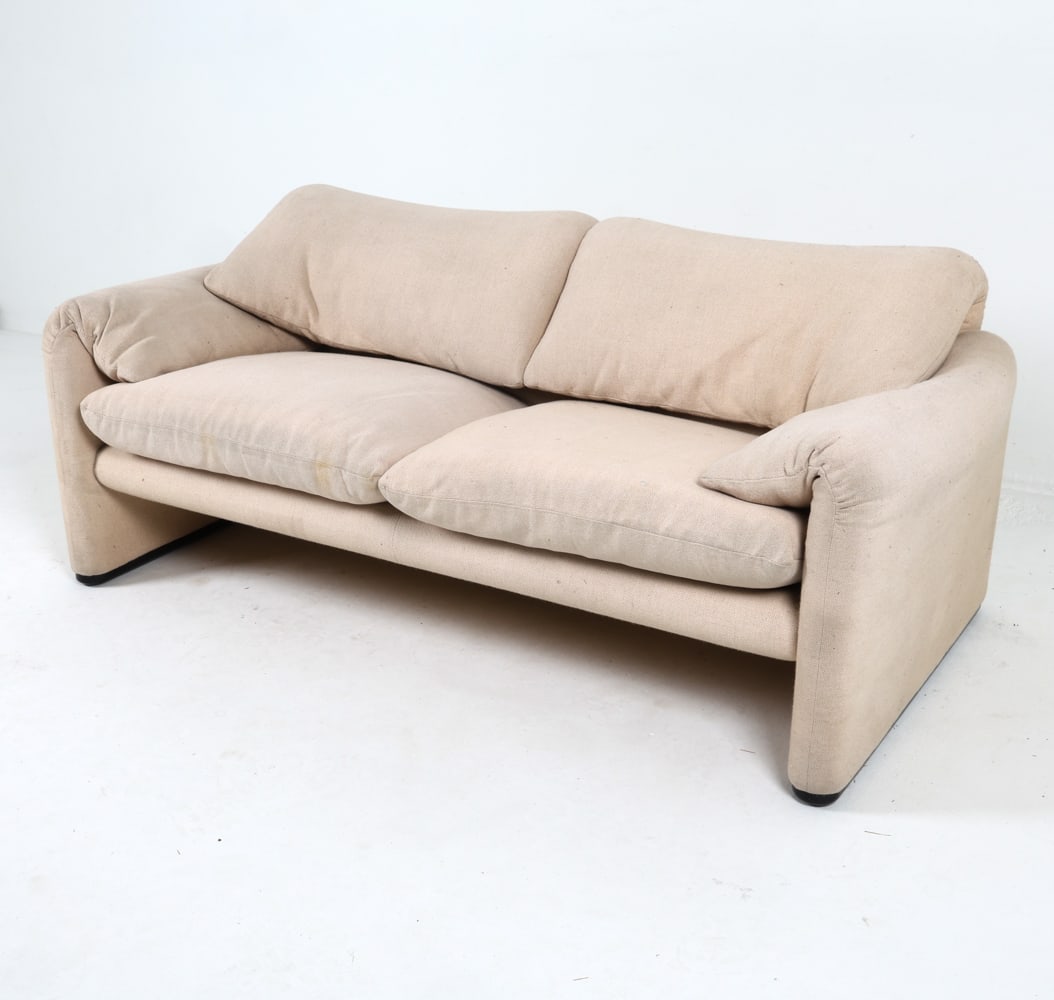 CASSINA MARALUNGA LOVESEAT SOFA C. 1970S (1 of 13)