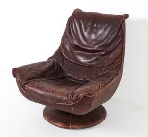 MID-CENTURY DUTCH LEATHER SWIVEL CHAIR C. 1970S