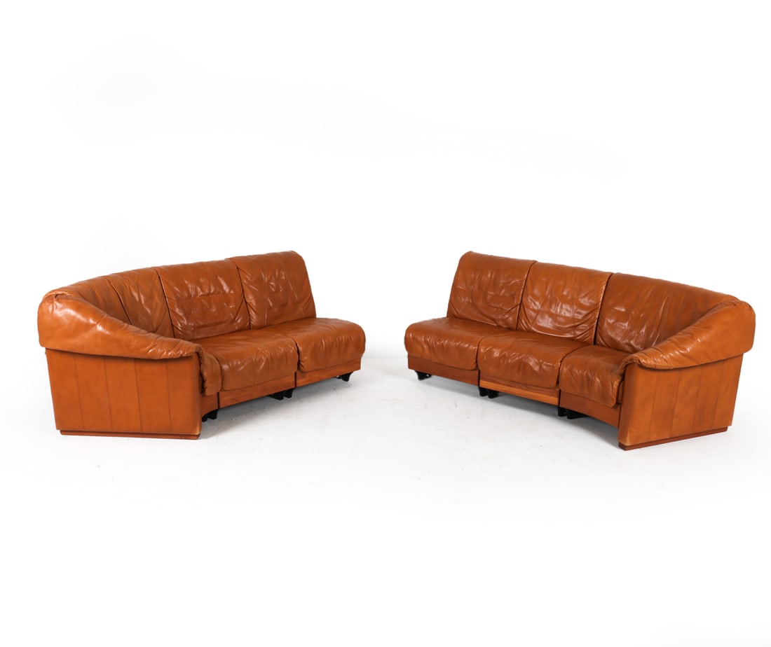 MID-CENTURY GERMAN LEATHER SECTIONAL SOFA C. 1970S (1 of 17)