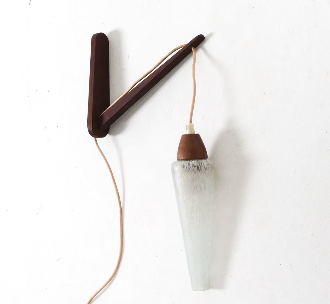 DUTCH TEAK & GLASS WALL SCONCE C. 1950S (1 of 11)