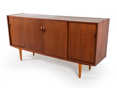 MID-CENTURY DANISH TEAK SIDEBOARD C. 1960S