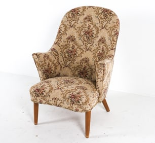 MID-CENTURY SCANDINAVIAN LOUNGE CHAIR C. 1960S