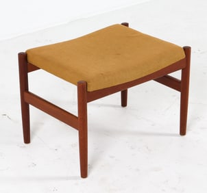 MANNER OF KAI KRISTIANSEN DANISH TEAK OTTOMAN