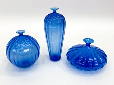 STUDIO ART GLASS RIBBED VASE GROUPING