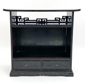 VINTAGE LACQUERED CHINESE CONSOLE CABINET