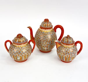 JAPANESE PORCELAIN TEA SERVICE GROUPING