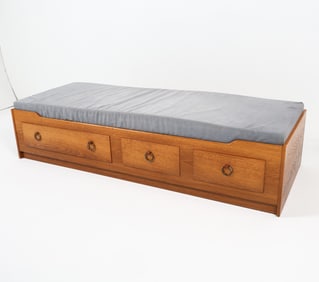 KOGE MOBEL SNEDKERI DANISH OAK DAYBED C. 1970S
