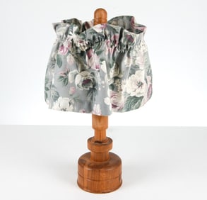 MID-CENTURY SWEDISH PINE TABLE LAMP C. 1970S