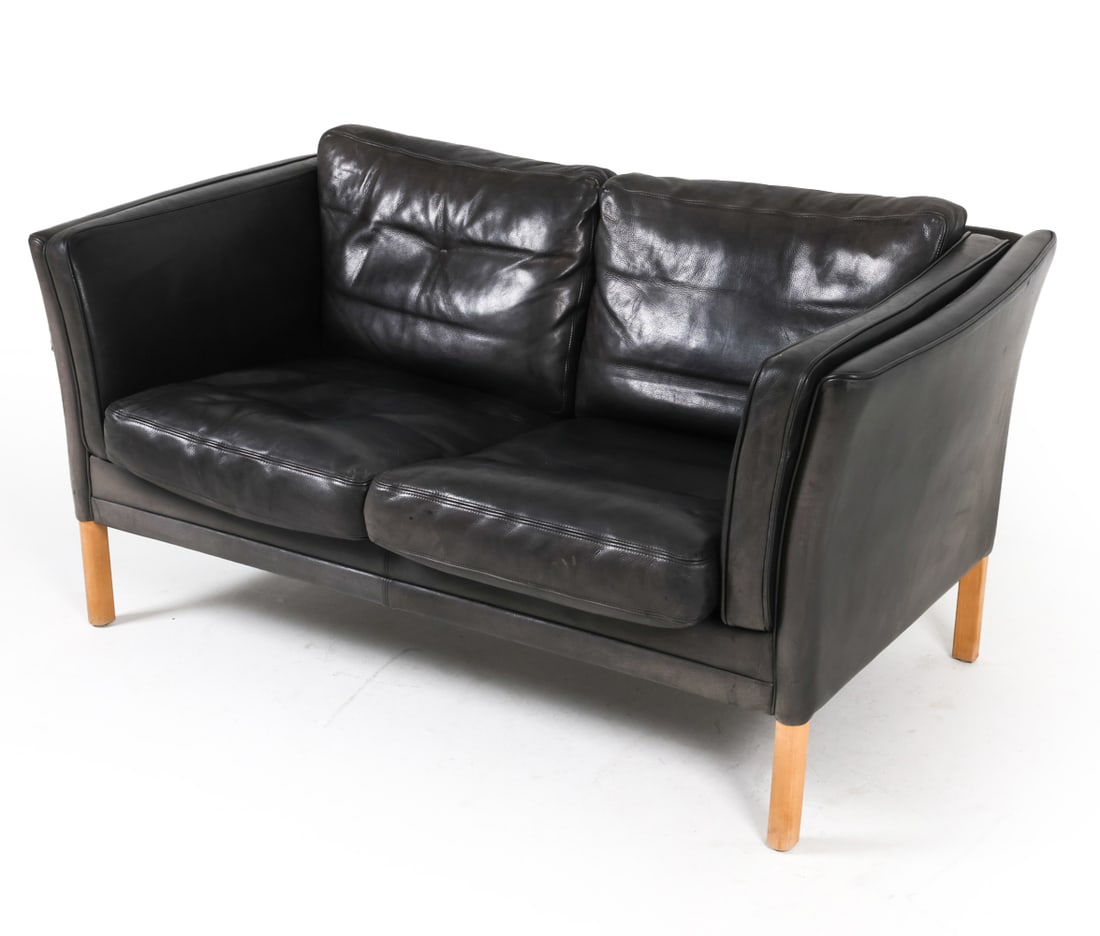 MOGENS HANSEN STYLE LEATHER LOVESEAT SOFA (1 of 15)