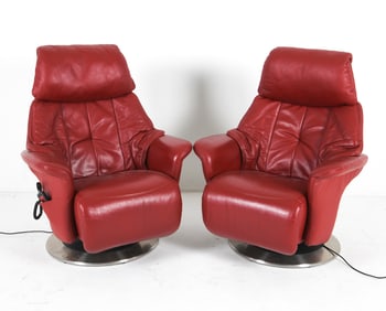 PAIR OF HIMOLLA LEATHER ELECTRIC RECLINING CHAIRS