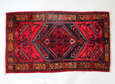 VINTAGE PERSIAN HAMADAN WOOL RUG MID 20TH C.